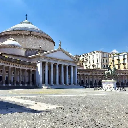 The Navel Of On Via Toledo Apartament *