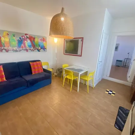 The Navel Of On Via Toledo Apartament *